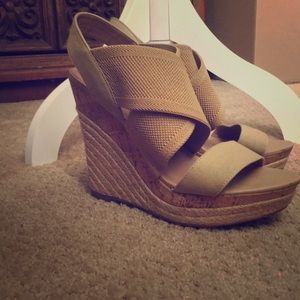 Really comfortable cork wedges!